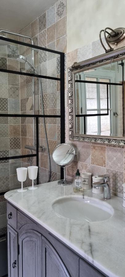 Mas Tulipe De Soie Bed & Breakfast Bevons Dış mekan fotoğraf