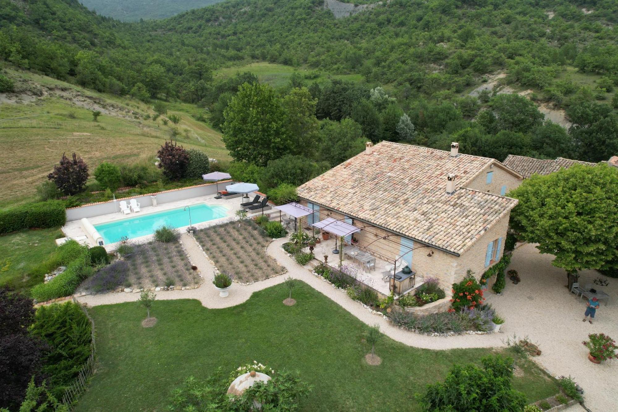 Mas Tulipe De Soie Bed & Breakfast Bevons Dış mekan fotoğraf