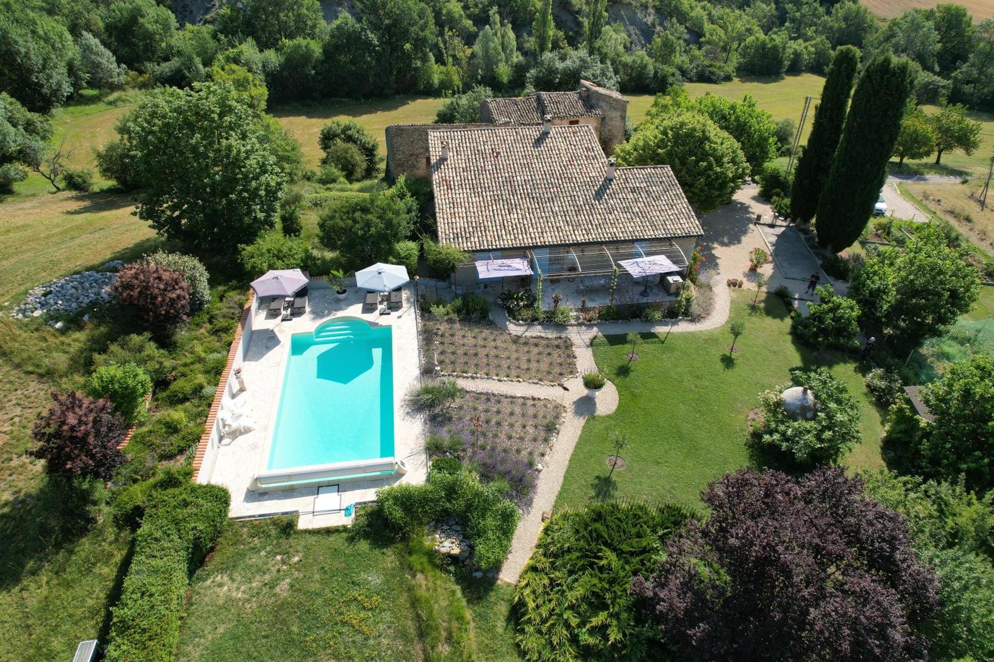 Mas Tulipe De Soie Bed & Breakfast Bevons Dış mekan fotoğraf