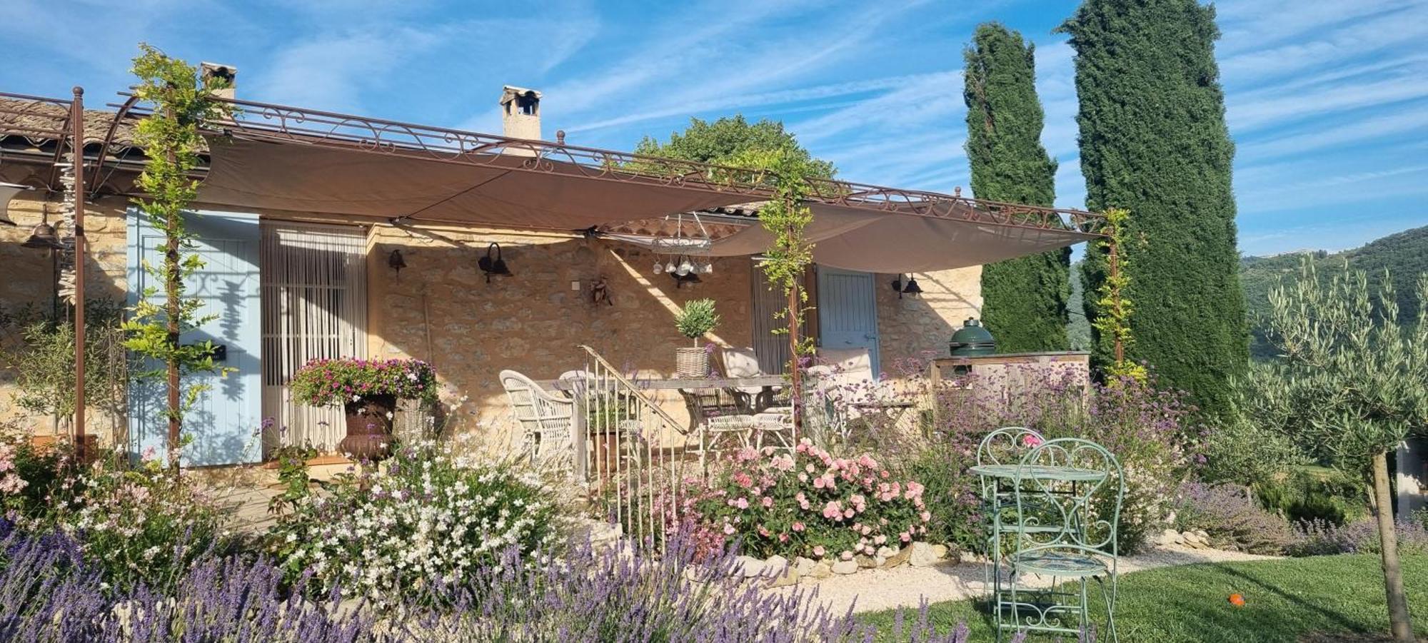 Mas Tulipe De Soie Bed & Breakfast Bevons Dış mekan fotoğraf