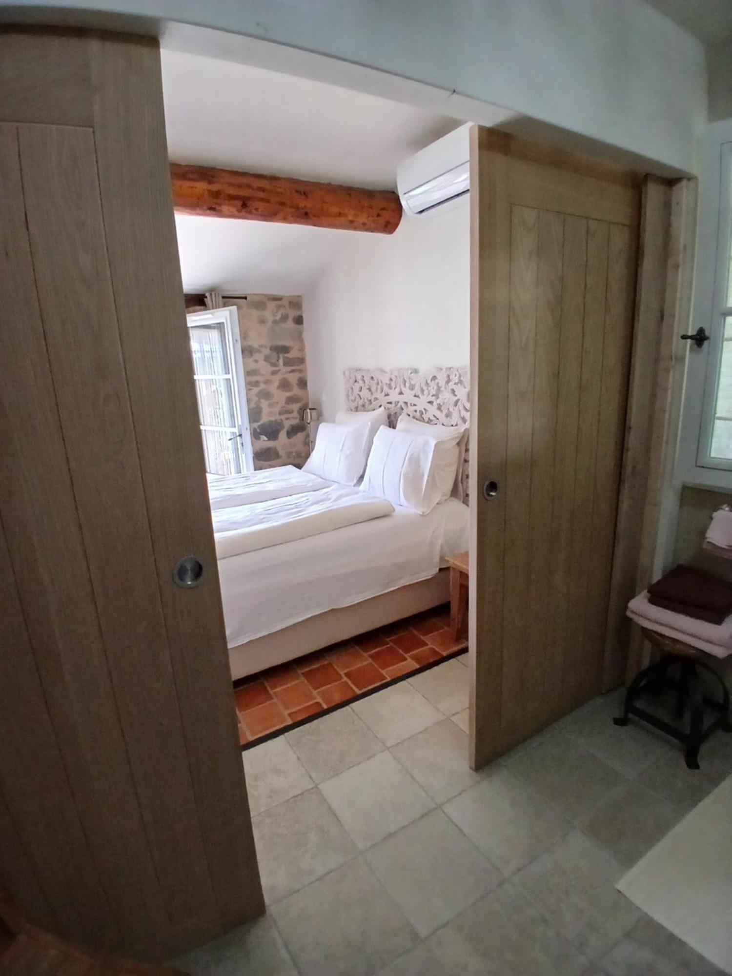 Mas Tulipe De Soie Bed & Breakfast Bevons Dış mekan fotoğraf