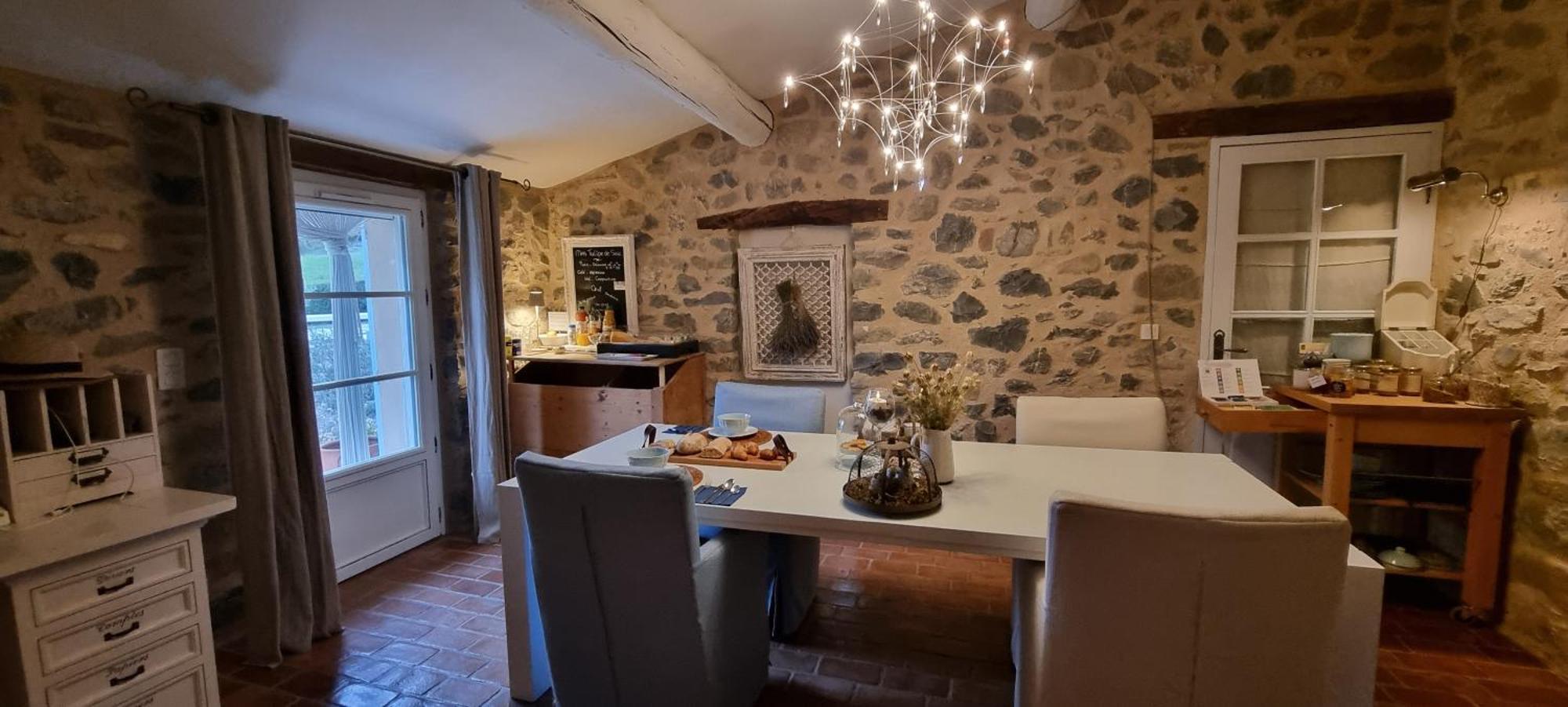 Mas Tulipe De Soie Bed & Breakfast Bevons Dış mekan fotoğraf